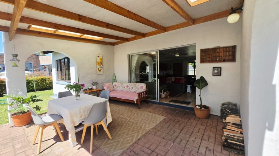 3 Bedroom Property for Sale in The Island Western Cape